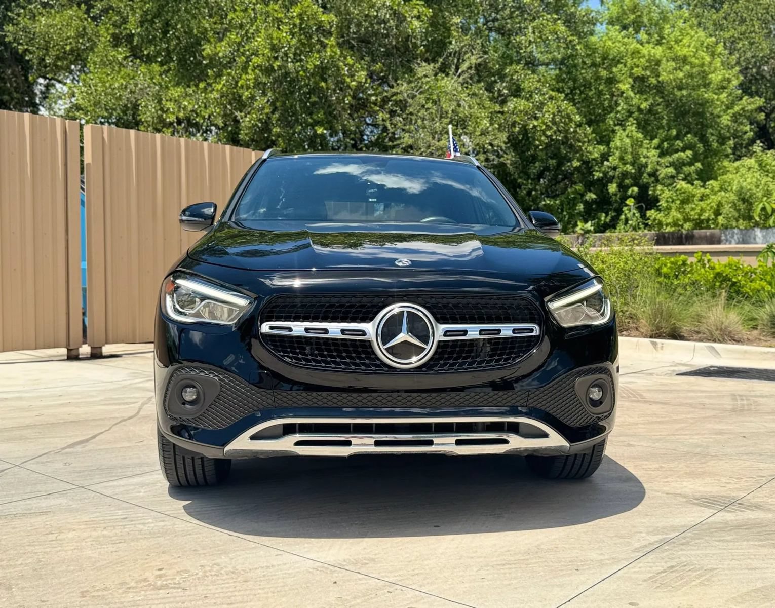 Used 2021 Mercedes-Benz GLA 250 w/ Premium Package image 4
