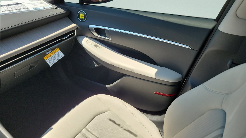 New 2026 Hyundai Sonata Blue FWD image 15