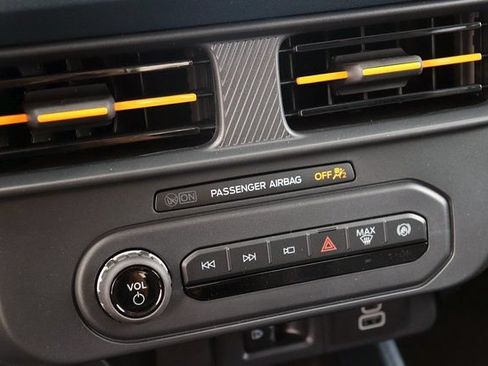 New 2025 Ford Maverick Tremor AWD/4WD image 22
