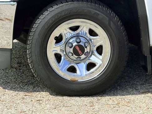 Used 2018 GMC Sierra 1500 4x4 Double Cab w/ Sierra Convenience Package image 9
