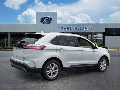 Certified 2020 Ford Edge SEL w/ Convenience Package AWD/4WD image 4