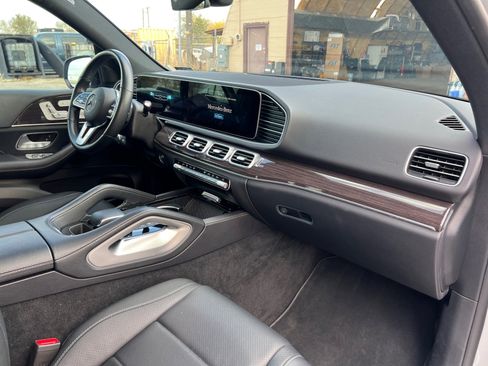 Used 2021 Mercedes-Benz GLE 350 4MATIC image 16