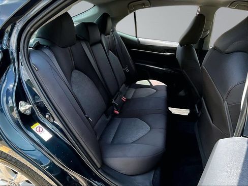 Used 2019 Toyota Camry LE FWD image 26