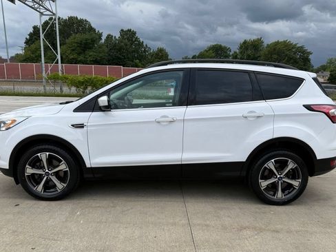 Used 2018 Ford Escape SEL AWD/4WD image 11