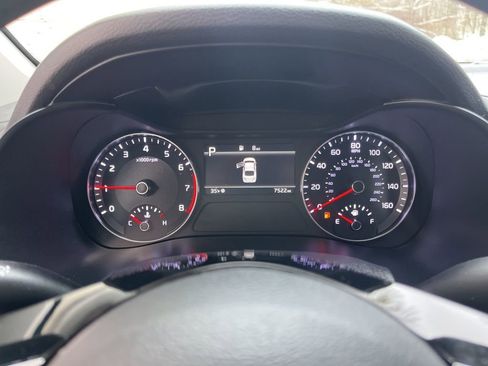 Used 2024 Kia Forte LXS w/ LXS Technology Package image 19