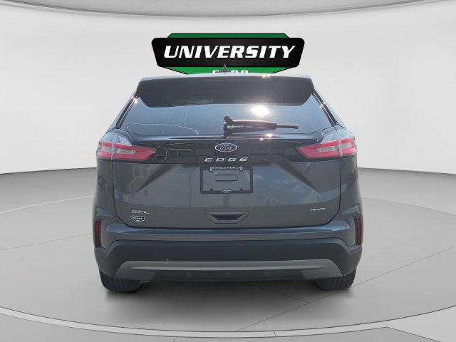 Used 2024 Ford Edge SEL w/ Convenience Package AWD/4WD image 4