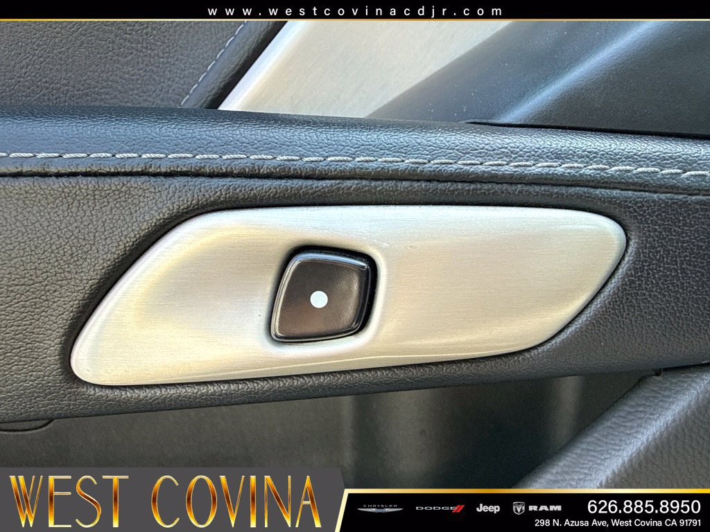 Used 2015 Chevrolet Corvette Stingray Coupe w/ Battery Protection Package RWD image 25