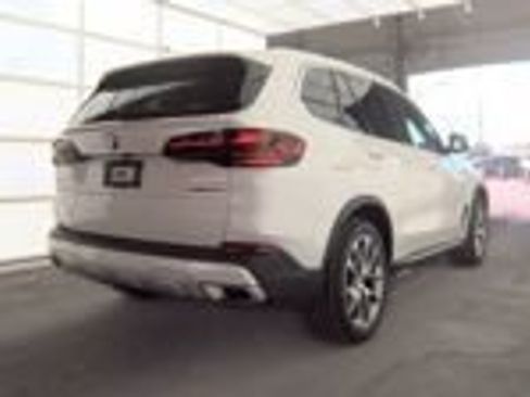 Used 2026 BMW X5 xDrive40i w/ Climate Comfort Package AWD/4WD image 4
