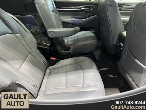 Used 2020 Buick Enclave Essence w/ Sound and Sites Package image 20