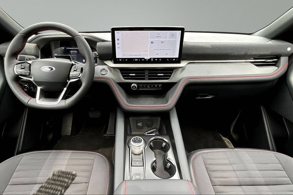 New 2026 Ford Explorer ST-Line w/ ST-Line Street Pack AWD/4WD image 5