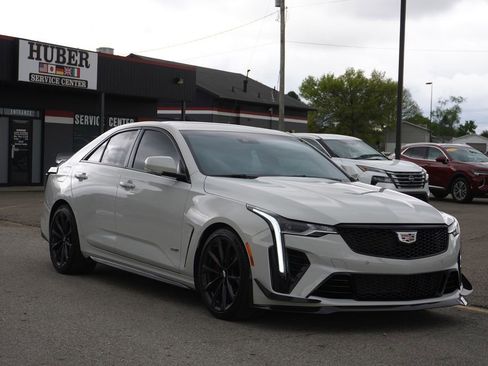 Used 2022 Cadillac CT4 V Blackwing w/ Carbon Fiber 1 Package RWD image 9