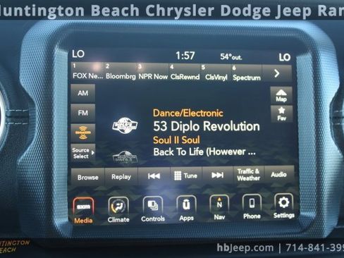 Used 2023 Jeep Wrangler Unlimited Sahara w/ Safety Group image 20