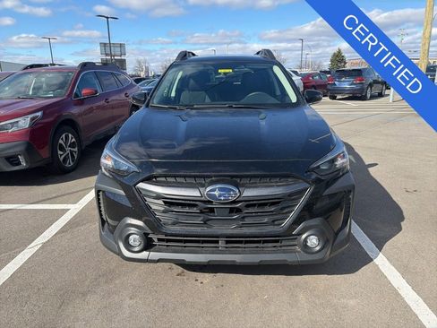 Used 2025 Subaru Outback Premium image 8
