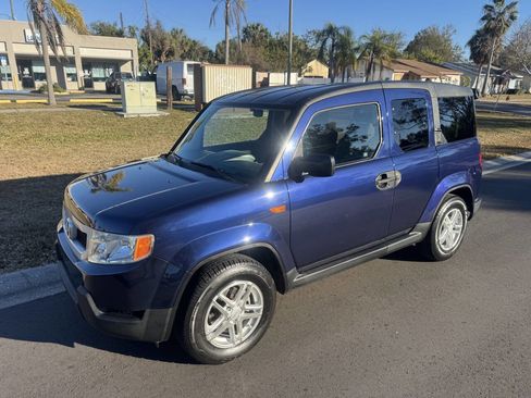Used 2010 Honda Element LX image 1