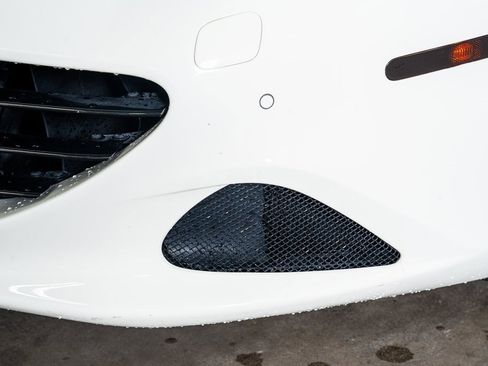 Used 2016 Ferrari California T image 14