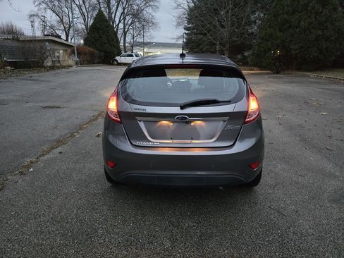 Used 2014 Ford Fiesta Titanium image 4