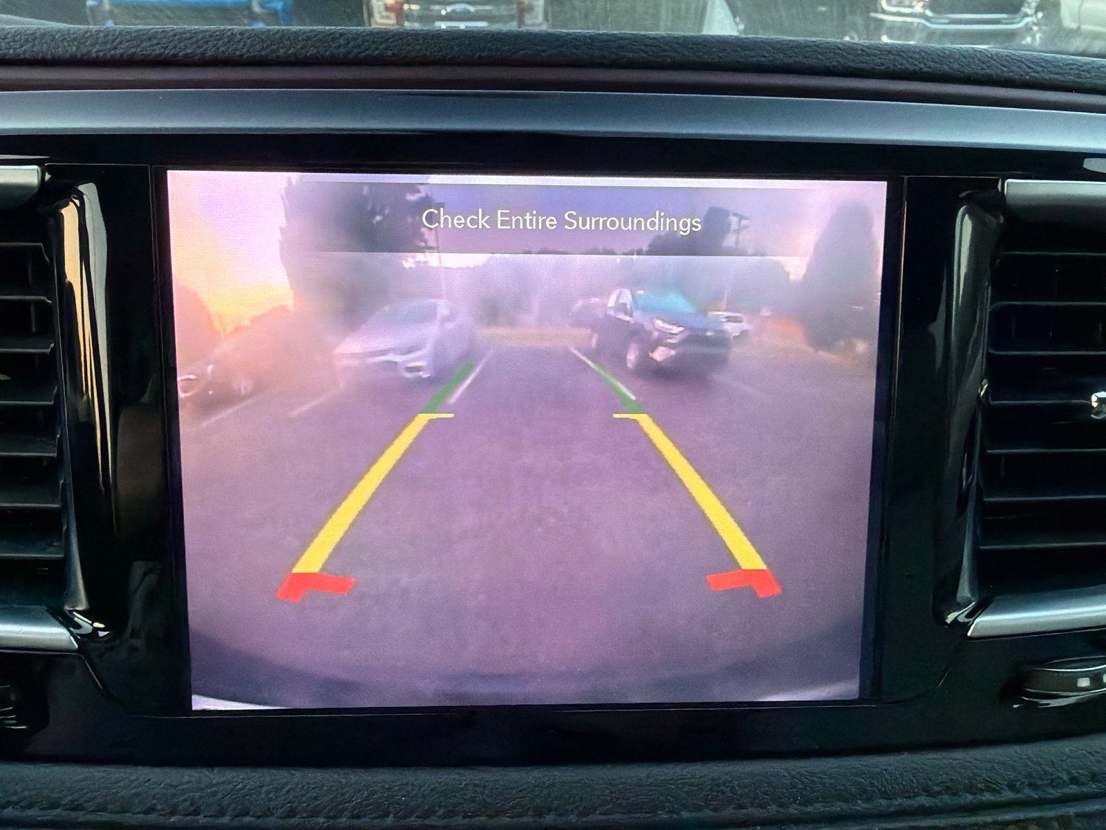 Used 2020 Chrysler Pacifica Limited FWD image 20