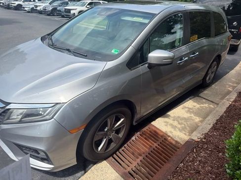 Used 2018 Honda Odyssey EX-L image 4