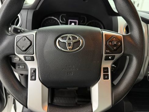 Used 2018 Toyota Tundra SR5 w/ SR5 Upgrade Package RWD image 9