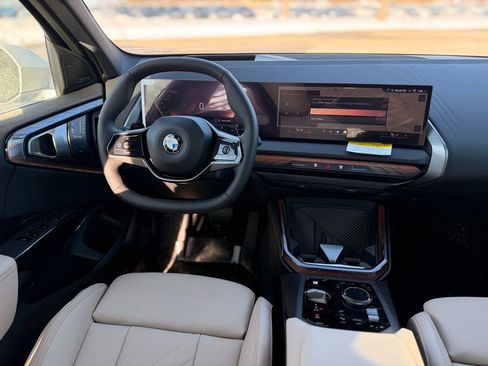 New 2026 BMW X3 xDrive30 w/ Premium Package image 10