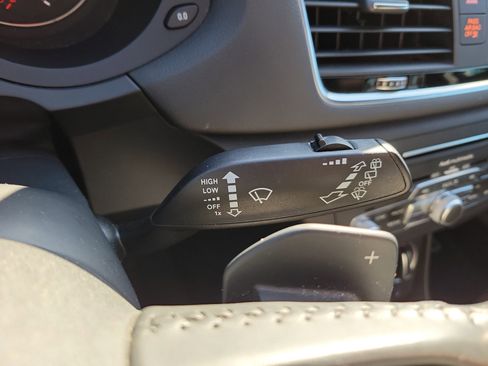 Used 2018 Audi Q3 2.0T Premium Plus w/ Premium Plus Package image 31