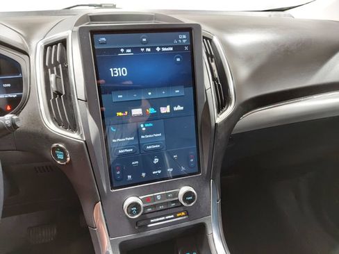 Used 2022 Ford Edge Titanium AWD/4WD image 26