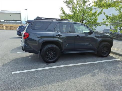 Used 2025 Toyota 4Runner TRD Off-Road Premium w/ Tow Technology Package AWD/4WD image 7