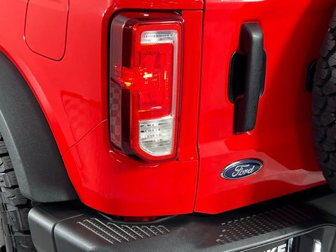 Used 2024 Ford Bronco Black Diamond image 29