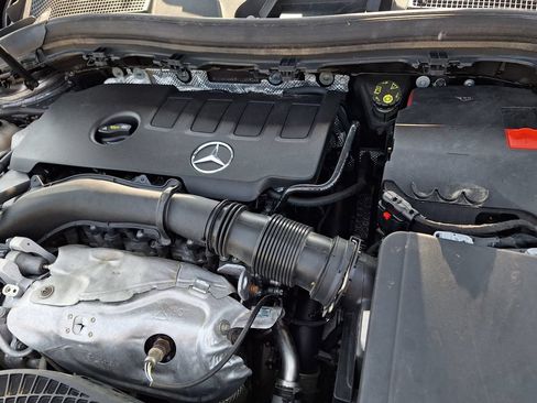 Used 2021 Mercedes-Benz GLA 250 4MATIC image 31