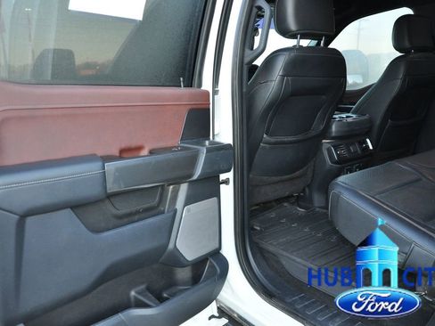 Used 2022 Ford F150 Lariat image 13