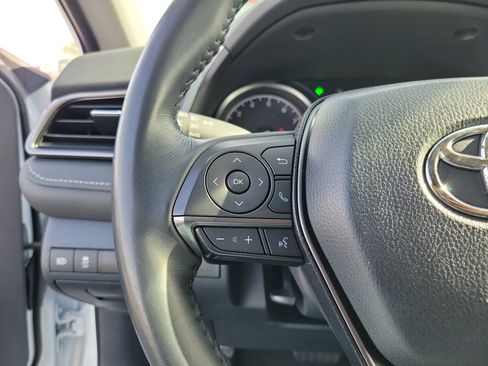 Used 2024 Toyota Camry SE image 22