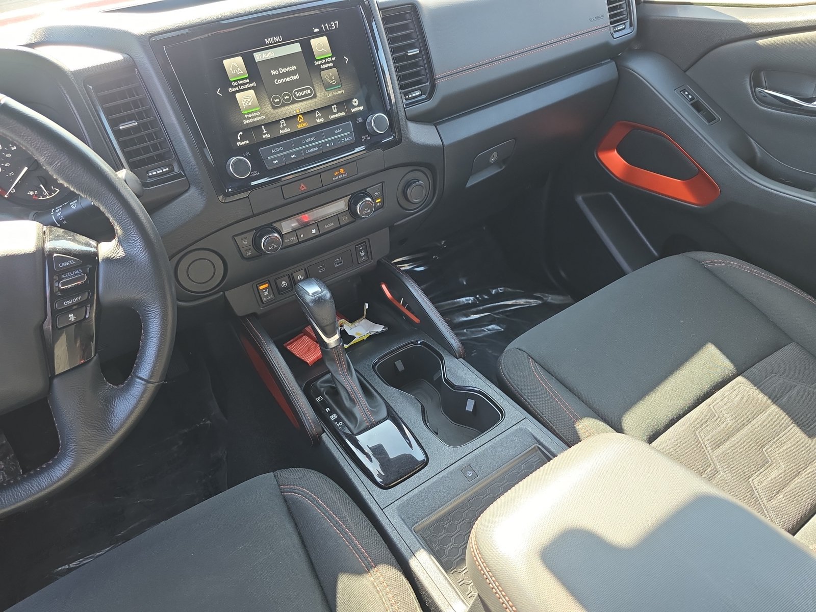 Used 2022 Nissan Frontier Pro-X RWD image 10