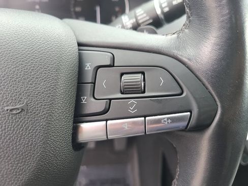 Used 2023 Cadillac XT4 Premium Luxury FWD image 30
