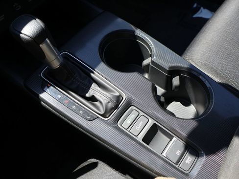 Used 2025 Honda Civic LX image 36