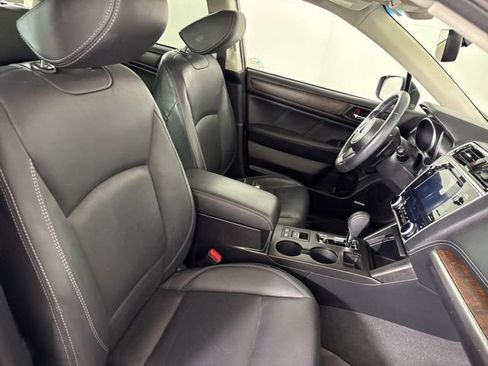 Used 2019 Subaru Outback 2.5i Limited image 18