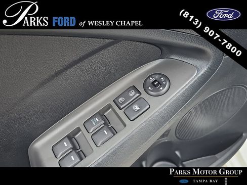 Used 2017 Kia Forte S FWD image 15