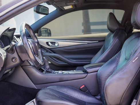 Used 2017 INFINITI Q60 3.0t w/ Premium Plus Package 3.0T RWD image 5