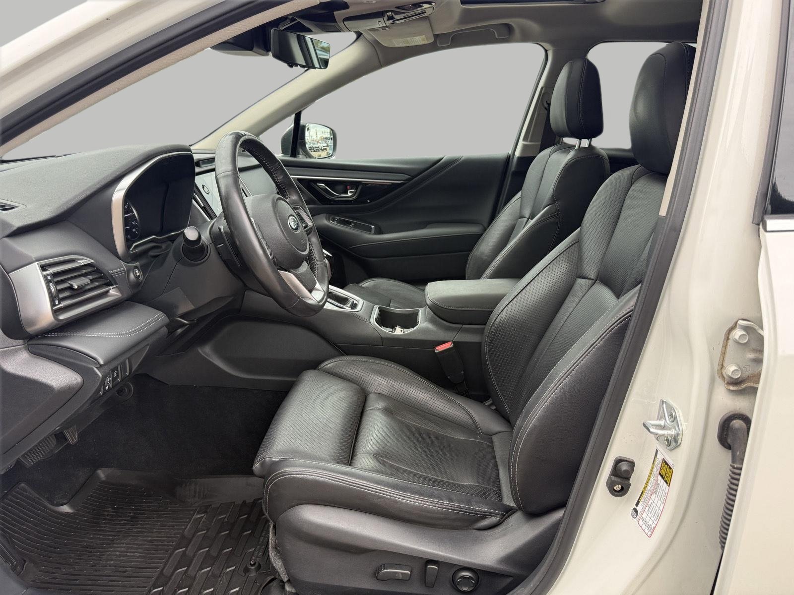 Used 2023 Subaru Outback Touring AWD/4WD image 24