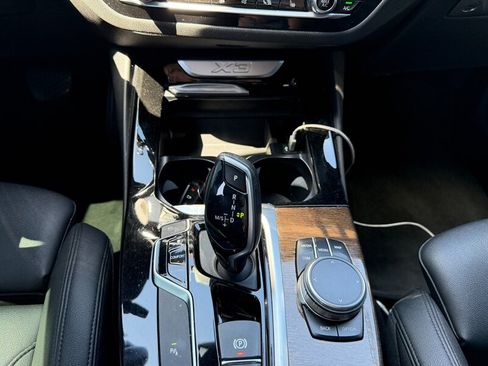 Used 2019 BMW X3 sDrive30i w/ Driving Assistance Package RWD image 18
