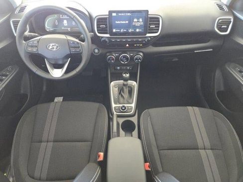 New 2026 Hyundai Venue SEL image 19