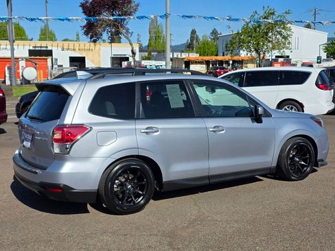 Used 2018 Subaru Forester 2.5i Premium image 31