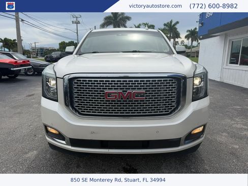 Used 2015 GMC Yukon Denali w/ Premium Package AWD/4WD image 17