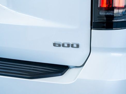 Used 2025 Cadillac Escalade Sport Platinum image 28