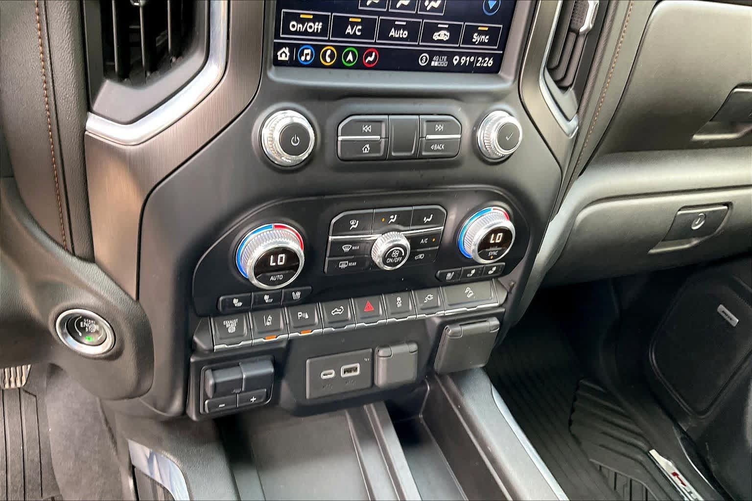 Used 2020 GMC Sierra 3500 AT4 w/ AT4 Premium Package AWD/4WD image 33