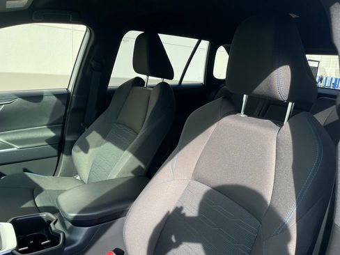 Used 2024 Toyota RAV4 SE image 27