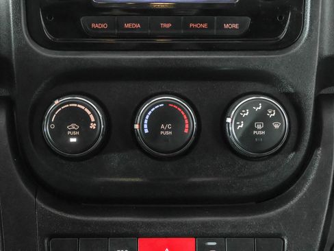 Used 2021 RAM ProMaster 2500 image 31