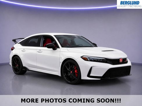 Used 2025 Honda Civic Type R image 1