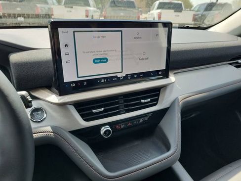 New 2026 Ford Explorer Active image 12