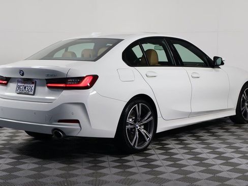 Used 2023 BMW 330i Sedan w/ Driving Assistance Package image 4