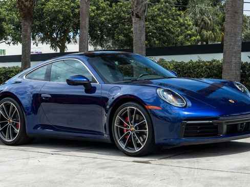 Used 2022 Porsche 911 Carrera S RWD image 9